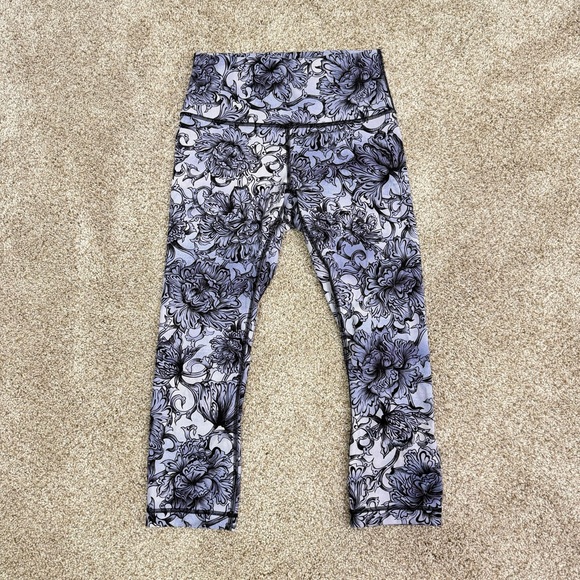Lululemon Wunder Under Crop (Hi-Rise) - Picture 4 of 9